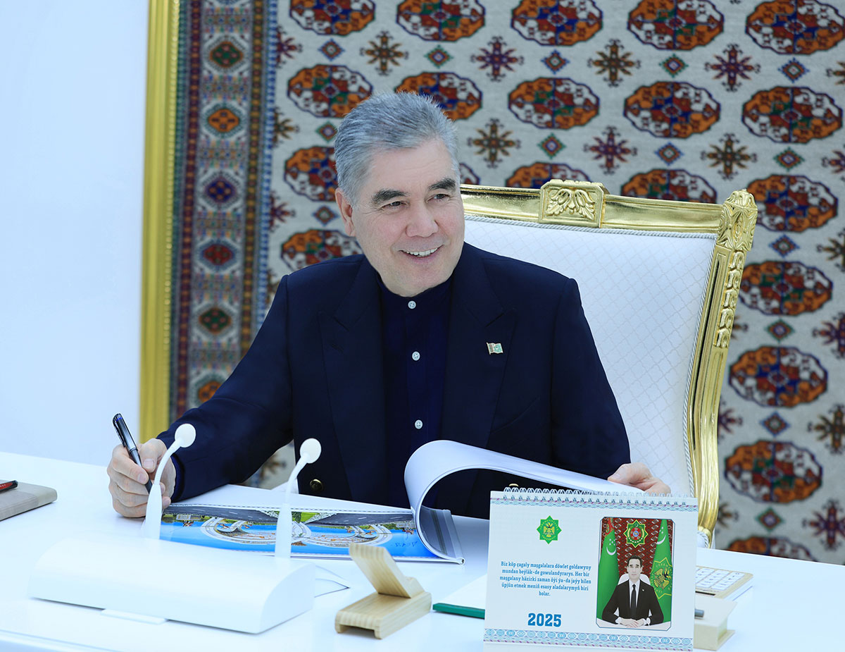 Türkmen halkynyň Milli Lideri, Türkmenistanyň Halk Maslahatynyň Başlygy Gahryman Arkadagymyz Arkadag şäherine iş saparyny amala aşyrdy
