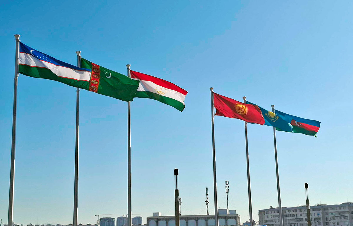 Türkmenistanyň Prezidenti Özbegistan Respublikasyna döwlet sapary bilen bardy