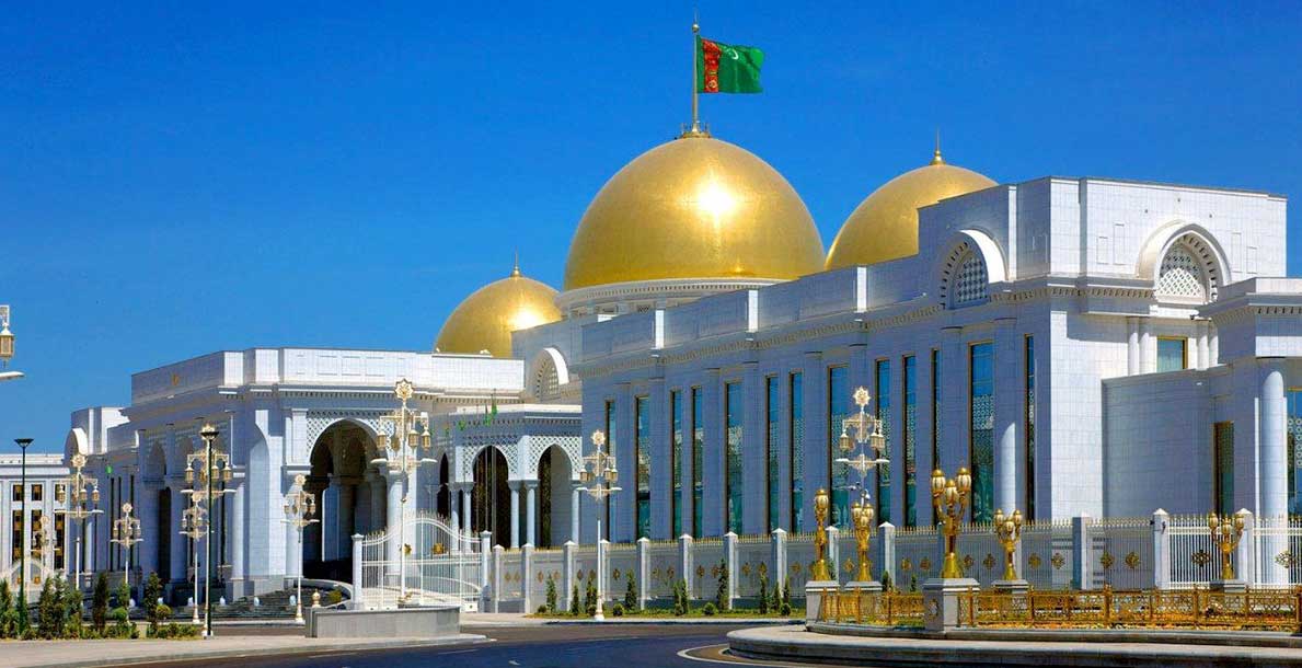 The President of Turkmenistan congratulated the Prime-minister of Japan