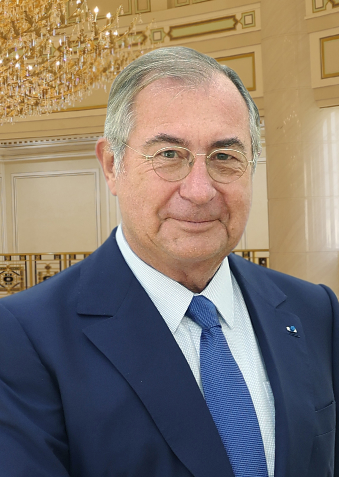 Türkmen halkynyň Milli Lideri, Türkmenistanyň Halk Maslahatynyň Başlygy “Bouygues” kompaniýasynyň ýolbaşçysy bilen duşuşdy